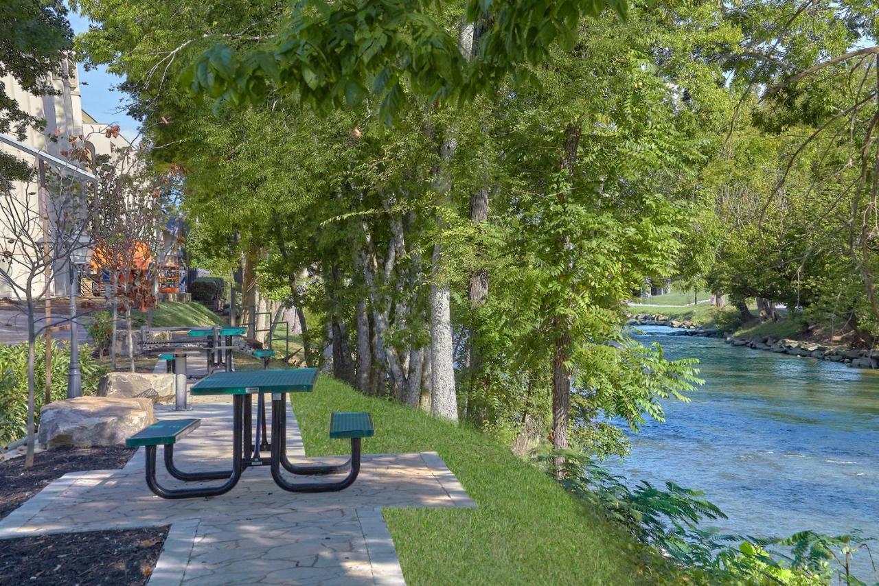 The Inn On The River Pigeon Forge Exterior foto