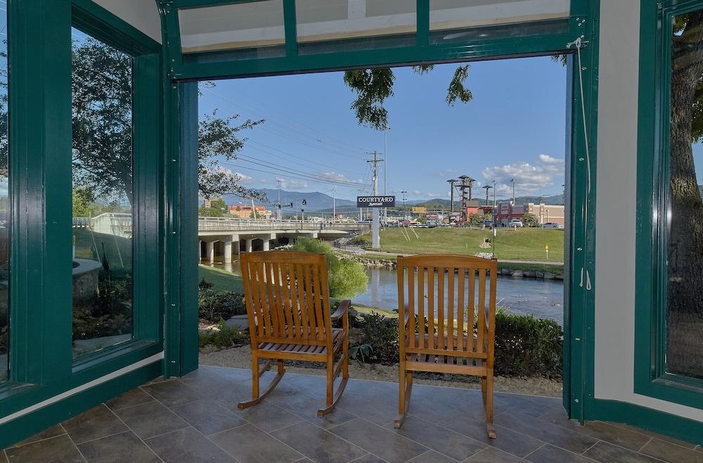 The Inn On The River Pigeon Forge Exterior foto