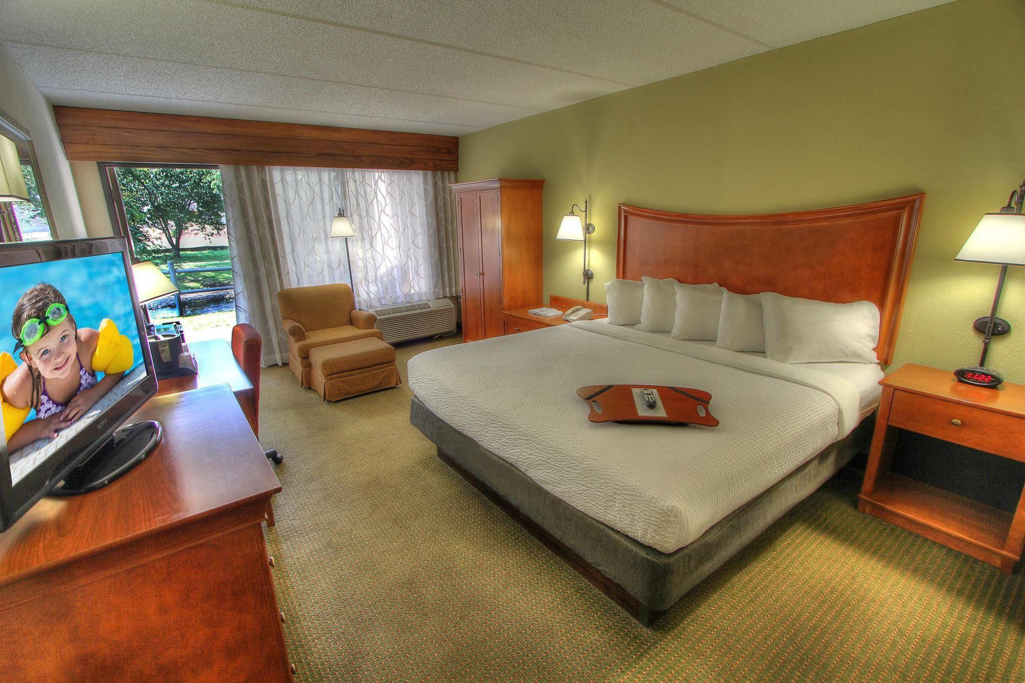 The Inn On The River Pigeon Forge Exterior foto